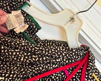 JULIE FRANCIS DETAIL 