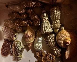 XMAS ORNAMENTS
