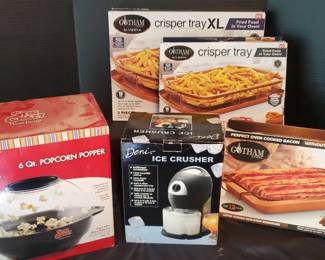 Oven Crisper Trays, Popcorn Popper, Ice Crusher