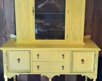 006 Vintage Kitchen Hutch