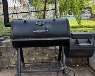 Oklahoma Joes Longhorn Offset Smoker