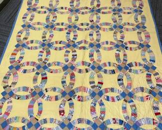 Hand Sewn Wedding Ring Quilt
