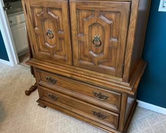 Thomasville bedroom set - queen bedframe (headboard, footboard), gentleman's dresser / armoire 42"w 21"d 56"h, dresser, nightstand.  
