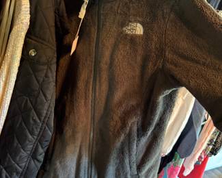 Clothing - The Northface