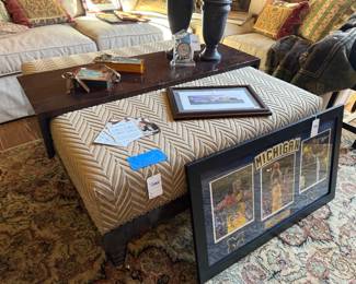 Cushioned Rolling Ottoman