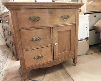 Wash Stand (nice)