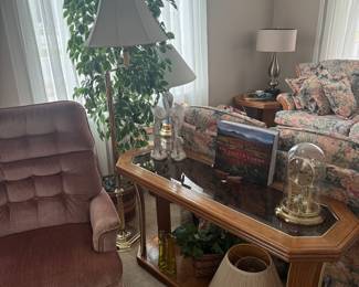 Oak sofa table with glass top, there is also two end tables that match