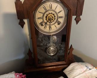 Antique grandmothers mantle clock