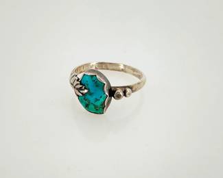 Turquoise silver ring