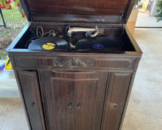 1920s Victrola
