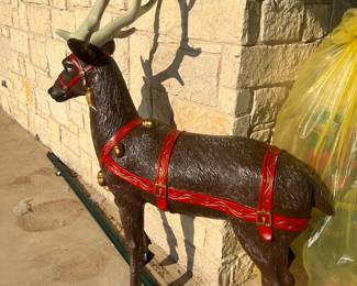 Outdoor vintage reindeer 