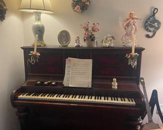 Come tickle these ivories!