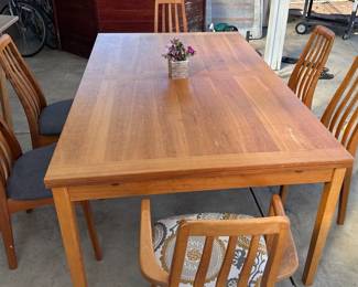 this table extends