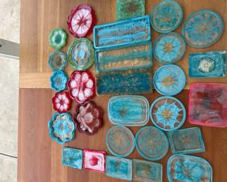 Resin tray