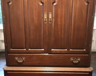 Ethan Allen Georgian Court Cherry Wood Armoire. 