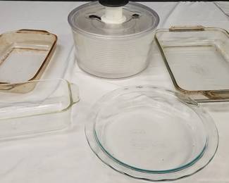 Miscellaneous Kitchen Lot 