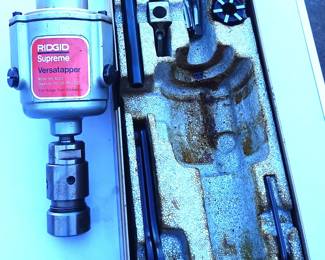 Tapping attachment