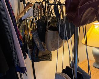Assorted pocketbooks 