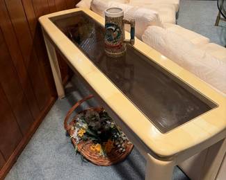 Lacquered harvest table 