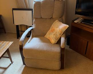 Recliner with hardly used  lazy boy 