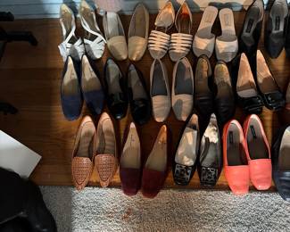 Women’s shoes 