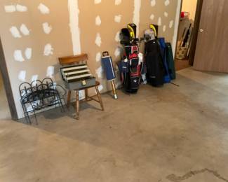 Golf clubs and golf balls