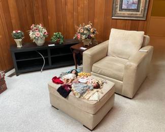 Nice leather furniture