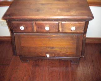 Lift up door storage