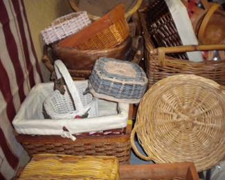 LOTS of great baskets