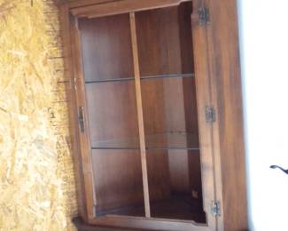 Corner curio/ needs glass