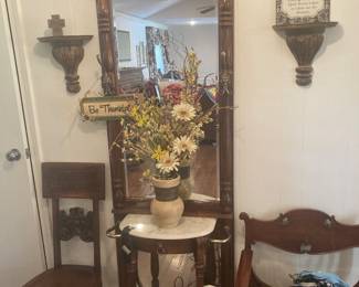 Mirrored Hall tree with one drawer