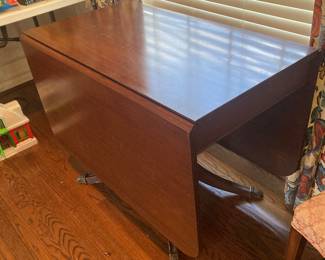 Duncan Phyfe folding dining table