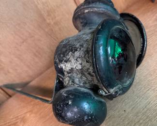 Model T Lamp w/ Bracket and Interchangeable Clear Lens