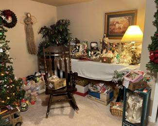 Ethan Allen rocker, Christmas decor