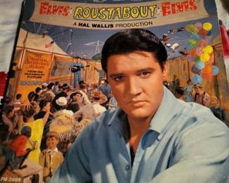 Vinyl LP "Roustabout" by Elvis 33 RPM record Album