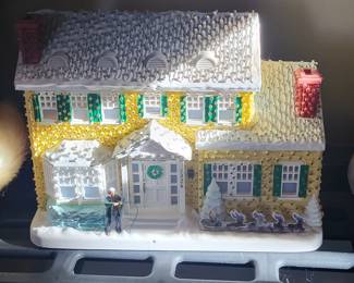 Hallmark's keepsake National Lampoon's Christmas Vacation Clarks Crazy Christmas sound-a-light interactive musical tabletop decoration