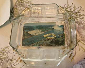 Niagara Falls souvenir