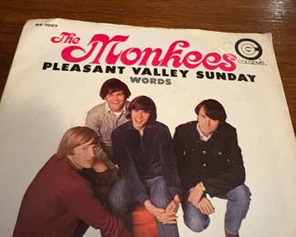 Vinyl LP "Pleasant Valley Sunday" by The Monkeys 45 RPM record Album
