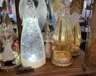 Sparkling Water Globe Angles