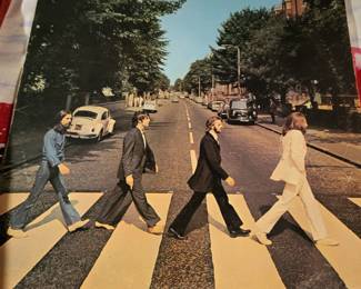Vinyl LP "Abbey Road" by The Beatles 33 RPM record Album