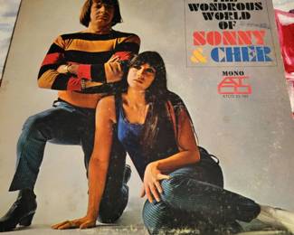 Vinyl LP "The wondrous World of sonny & Cher" by Sonny & Cher33 RPM record Album