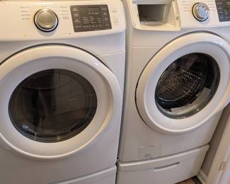 These will be available. They are located 5 minutes away at the seller's other house.