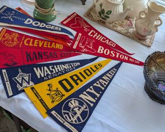 1950'S PENNANTS