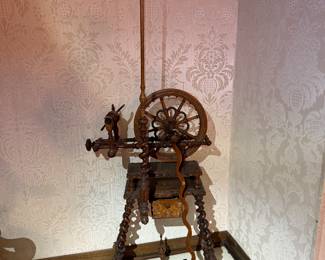 Antique Spinning Wheel
Beautifully crafted antique spinning wheel with ornate turned wood detailing. Excellent vintage display piece showcasing 19th-century craftsmanship.