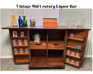 Vintage Mid Century Liquor Bar