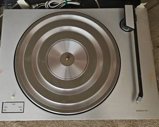 vintage record player, needs work