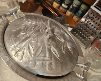 tin dish