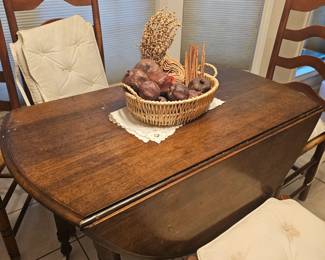 dining room table, vintage
