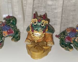 Chinese guardian lions (Foo Dogs)