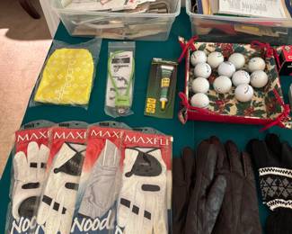 Golf gloves, golf balls, tees etc